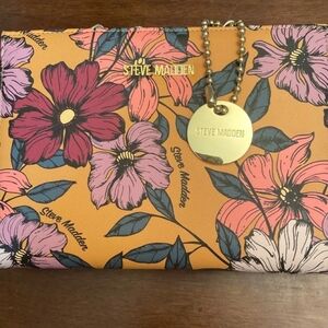 Steve Madden Floral Crossbody Wallet - Mustard with Pink & Burgundy Flowers
